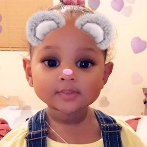 Meet your Posher, Lenora